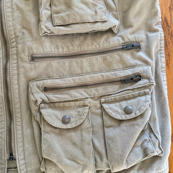 Vintage Banana Republic Multi-Pocket Beige Utility Fishing Safari Vest - Picture 3 of 7